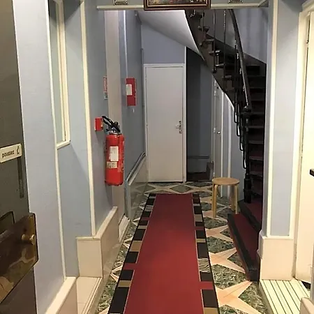 Szálloda Fm